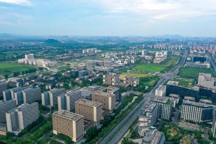 在杭州余杭区生活的感受,浙江省杭州市余杭区怎么样