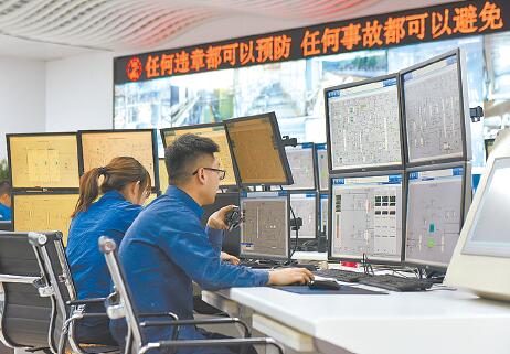 光伏产业增强自身优势,加快光伏产业前沿技术研发和升级