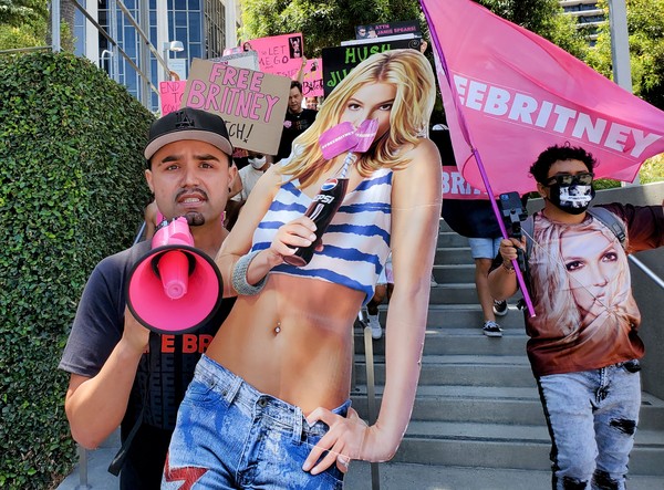 布兰妮「血泪控诉」撼全球还是没用！法院驳申请IG怒露*处私**刺青