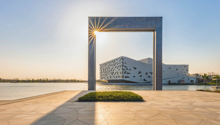 右手西湖，左手黄浦江，杭州有个“小上海”：在临平，年轻是资本，更是未来