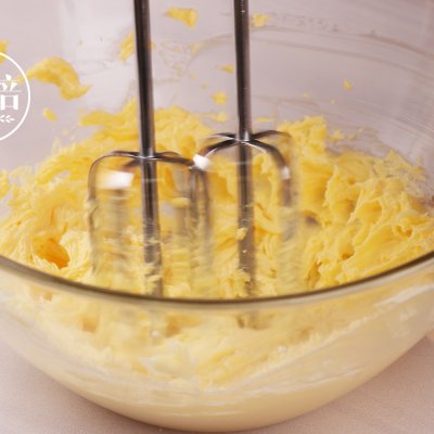 无泡打粉版黄油蛋糕,最简单黄油蛋糕