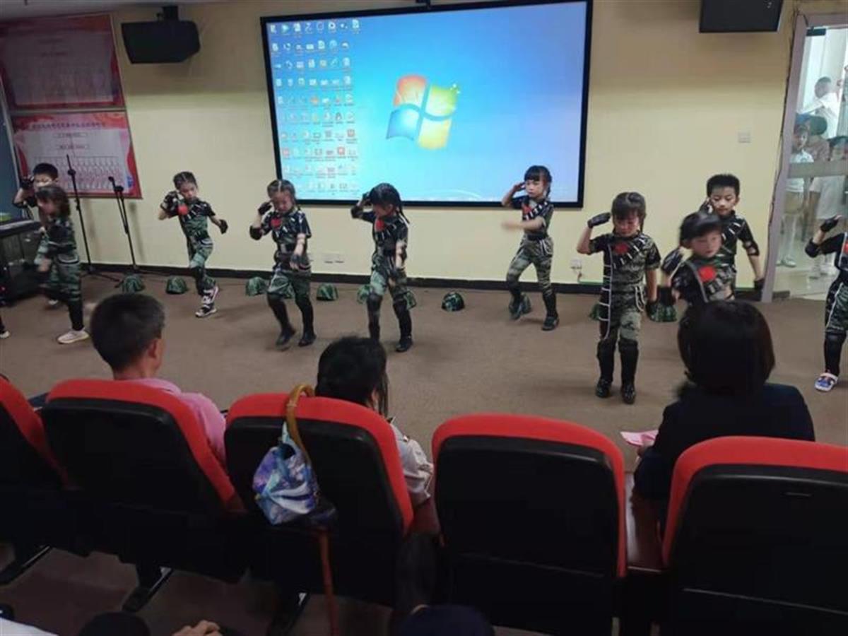 鐧惧勾鍗庣珷閾歌緣鐓屽喘鏂颁紵涓氬啀璧疯埅,鐧惧勾濂嬫枟閾歌緣鐓屽崈绉嬩紵涓氬啀鍚埅