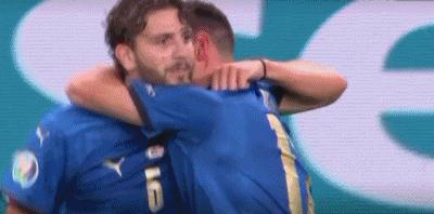 意大利加时2-1奥地利挺入8强!基耶萨、佩西纳替补加时制胜