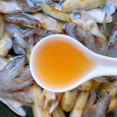 如何制作捞汁小海鲜,自制捞汁小海鲜鲜辣酸爽