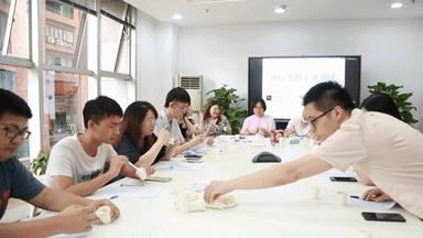 和路雪奥利奥夹心冰淇淋零食,和路雪奥利奥夹心冰淇淋热量