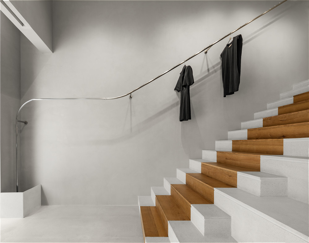 roy服装店,末染精品女装