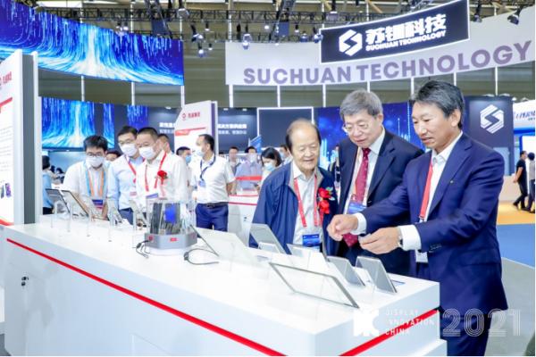 中国大陆显示屏规模跃居全球首位,中国大陆整体经济