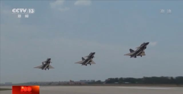 歼20战机15架编队亮相是哪年,15架歼20战机首次同框