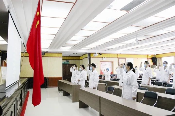 马山县：“三牛”精神勇当先精耕为民“责任田”