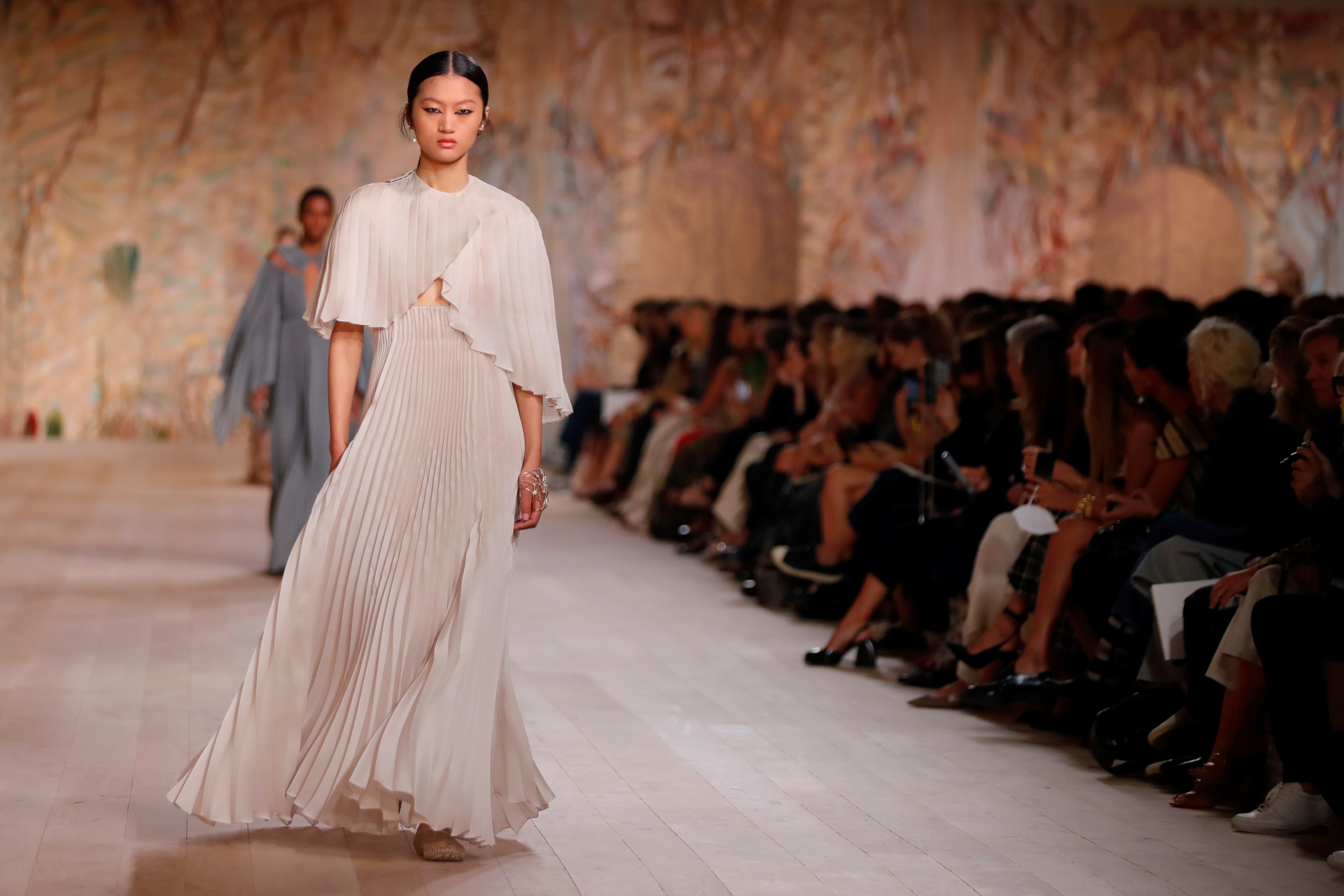 巴黎时装周迪奥2020早秋女装秀,巴黎时装秀迪奥