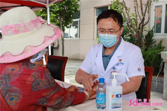 我为群众办实事｜烟台山医院到招远开展义诊活动