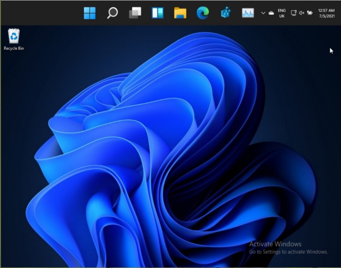 如何将Windows11任务栏移动到屏幕顶部