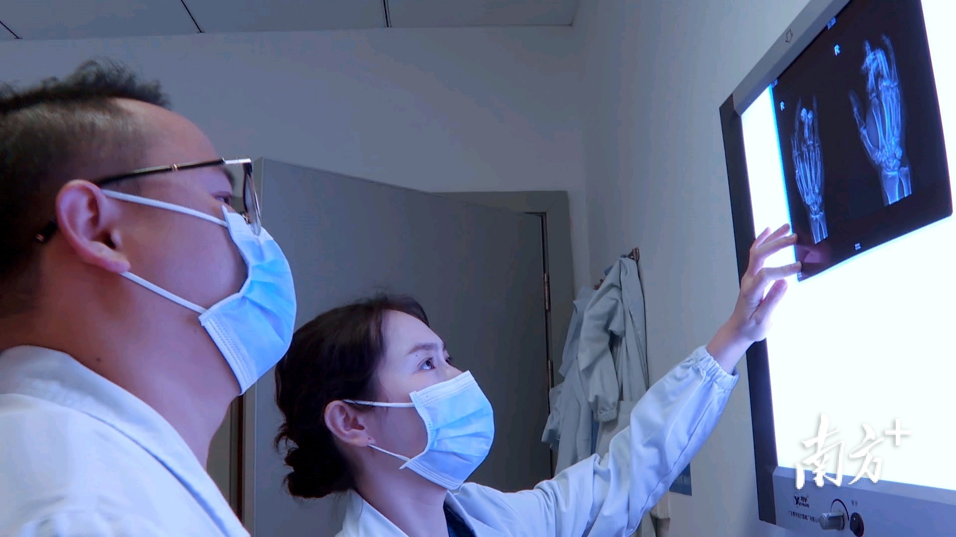 我的白大褂手术,我的白大褂17次手术