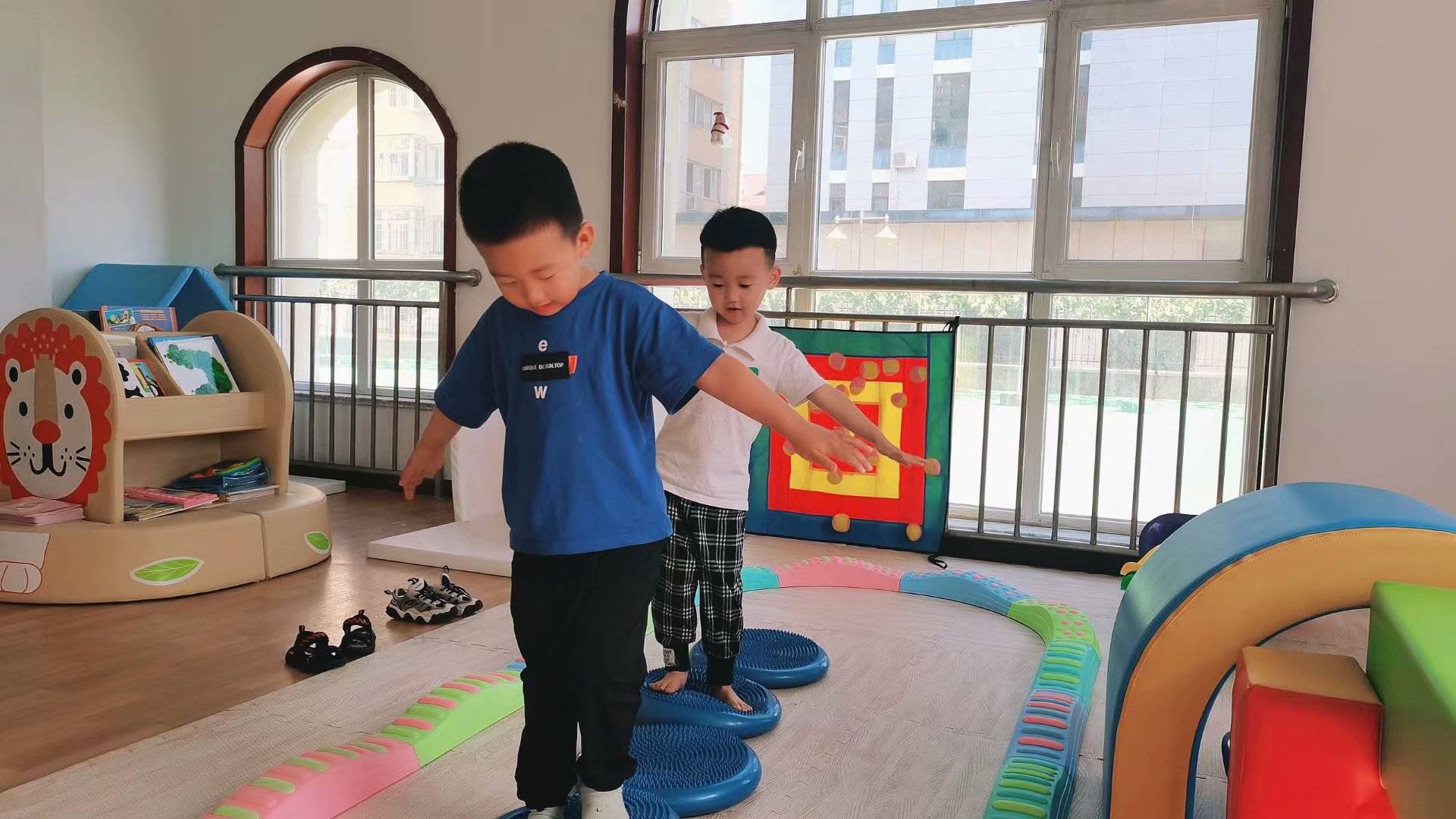 子豪蒙台梭利紫荆苑,蒙台梭利幼儿教育培训班