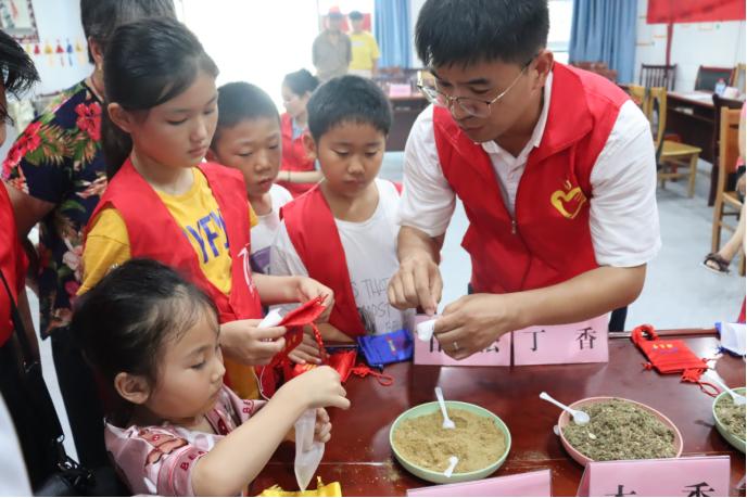 医生为群众办实事清单,医心为民护佑健康