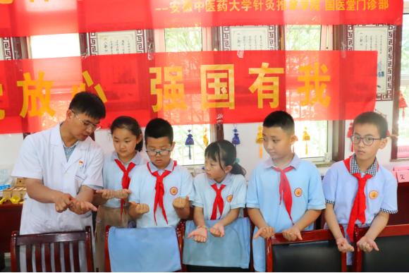 医生为群众办实事清单,医心为民护佑健康