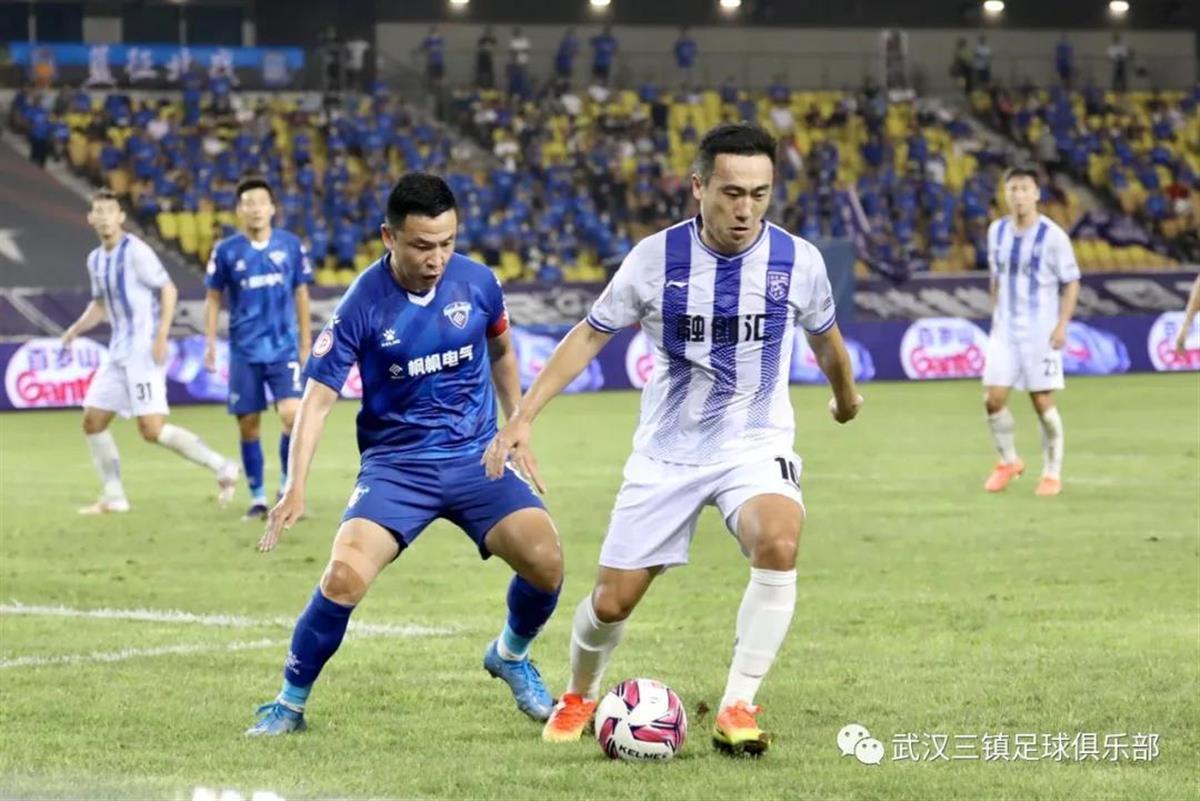 梅西绝杀巴萨3-2皇马全场集锦,吊射破门梅西