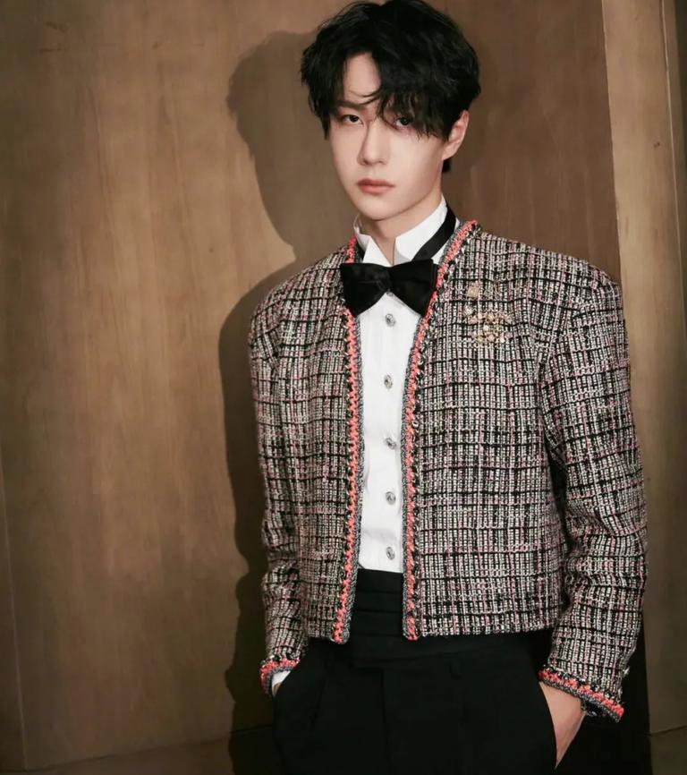 娱乐圈女装大佬,娱乐圈的女大佬