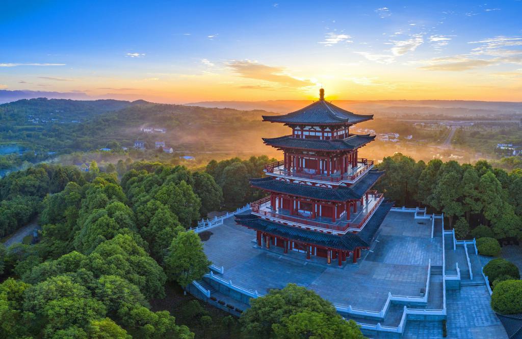 飞驰的县域经济·绵*江阳**油市①|江油“钢”与柔:老宝成+新西成能否打通江油“任督二脉”