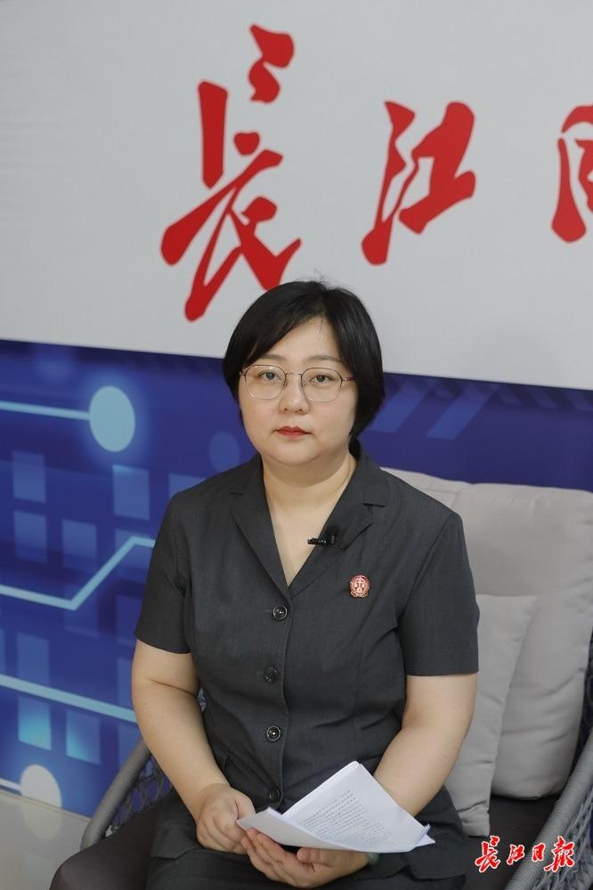 好心帮朋友买东西被骗了,银行买200万理财产品被判刑