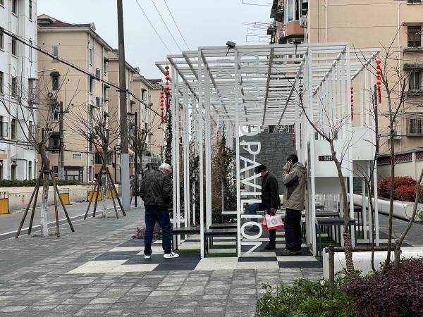 拆掉240米长围墙后,紧邻上海内环的这4个老公房小区,开始“逆袭”