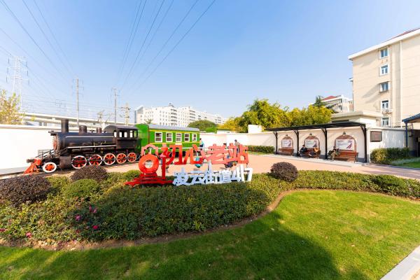 拆掉240米长围墙后,紧邻上海内环的这4个老公房小区,开始“逆袭”