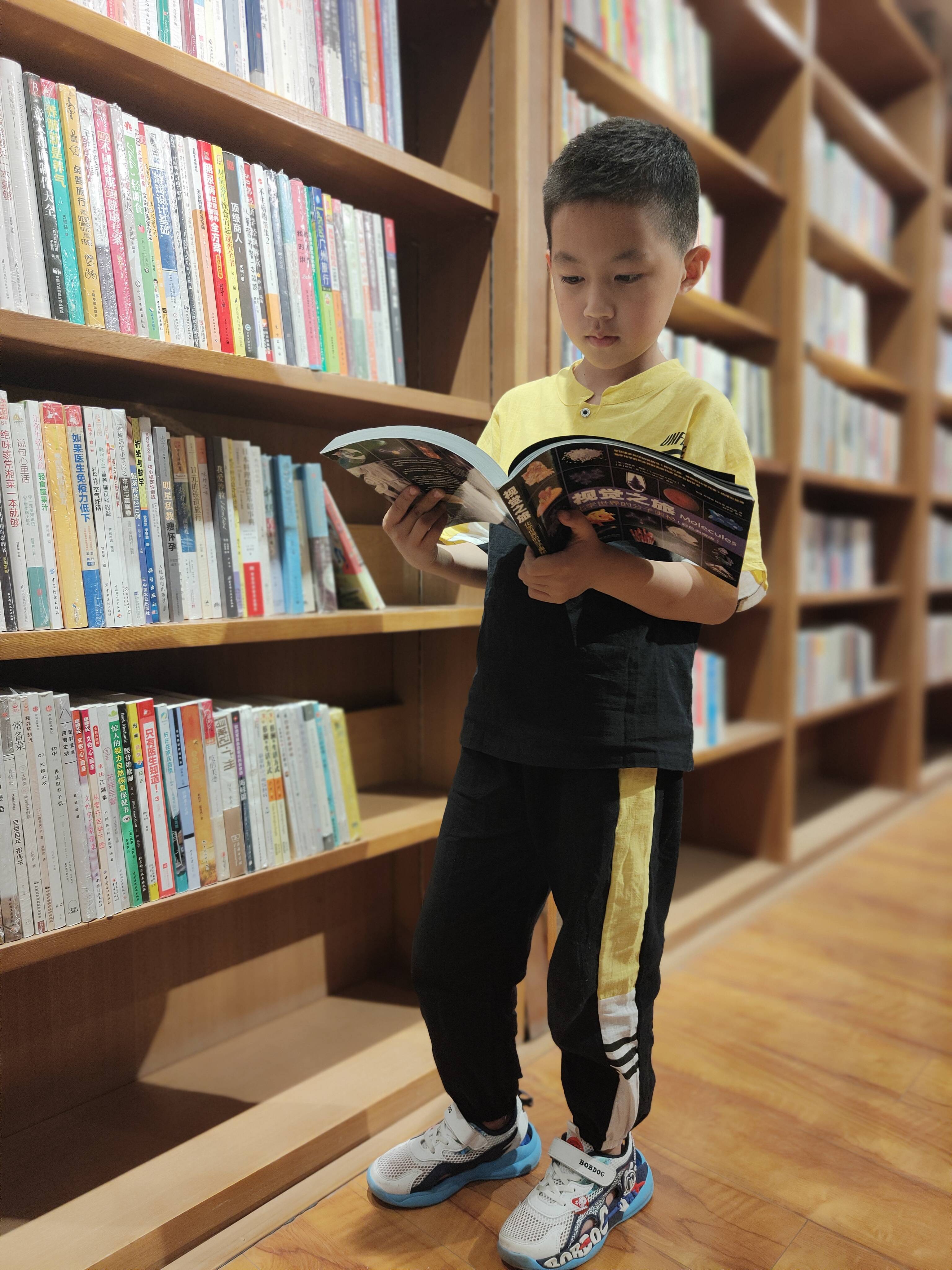 莱山区实验小学宫御航:要当莫言一样的大作家(附视频)