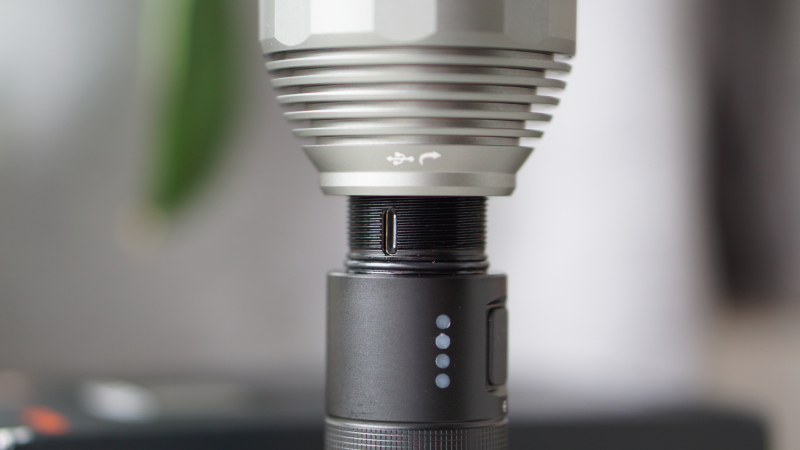 纳拓户外强光手电价格,纳拓户外强光手电筒耐用程度