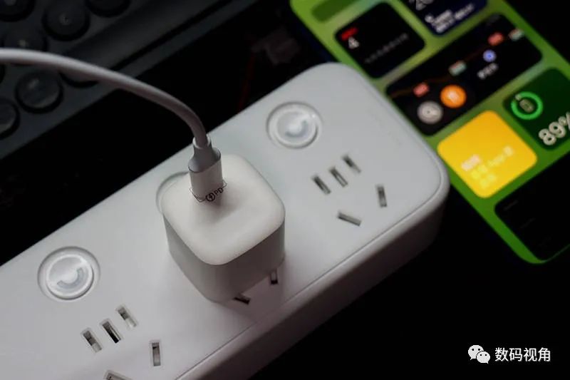 氮化镓快充头多口165w,体积小氮化镓充电头