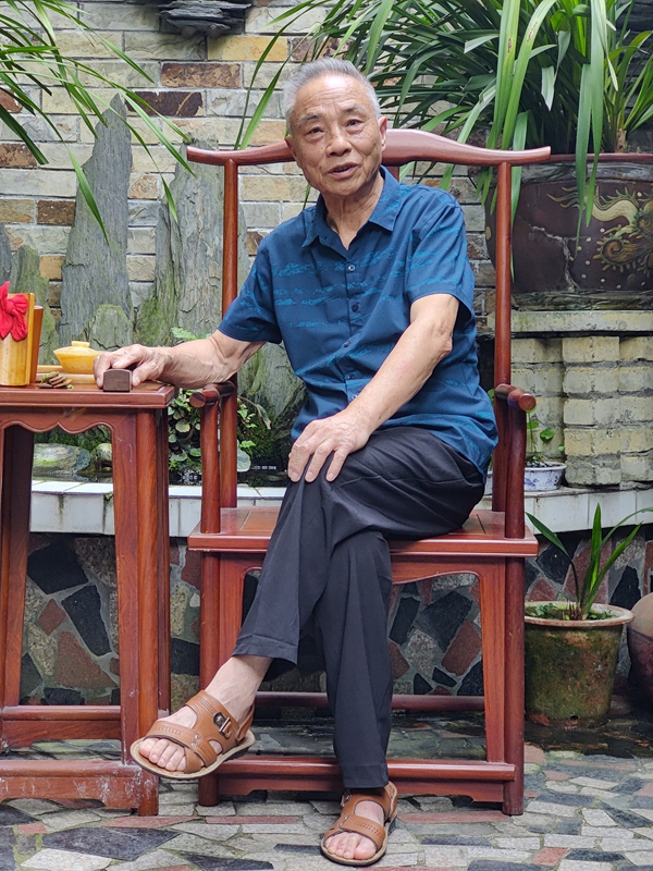 祖孙俩同台表演,祖孙俩上央视综艺