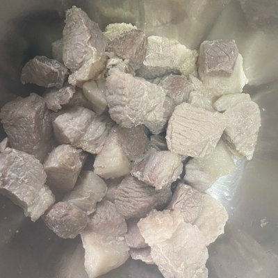 五花肉烧鲍鱼视频,好吃又好看的五花肉