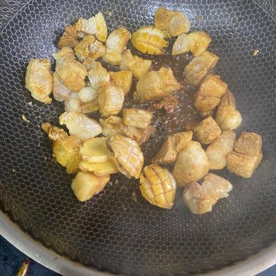 五花肉烧鲍鱼视频,好吃又好看的五花肉