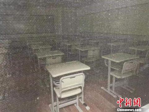 “凉凉”的辅导班：课还在上，老师还在观望