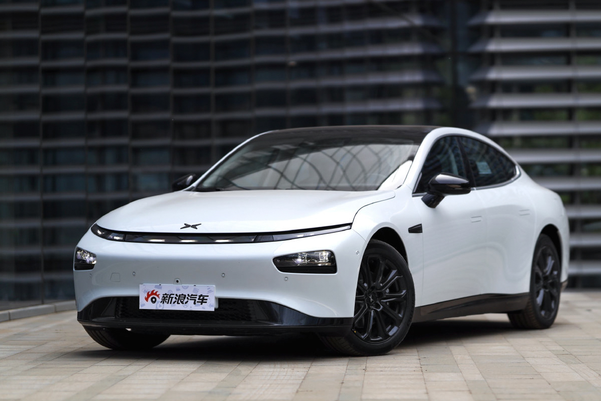 电动汽车重新设计前脸格栅,经典汽车前进气格栅设计