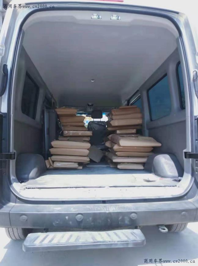 轻客星锐,江淮轻客星锐高速表现