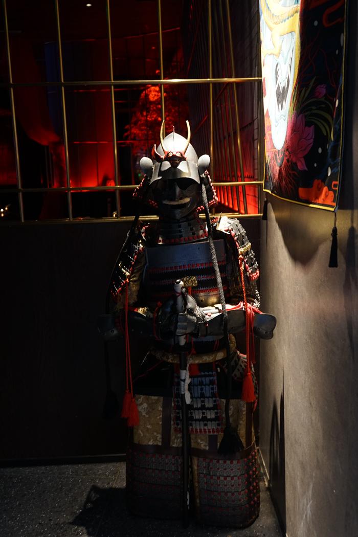 火锅、糖油果子、甜皮鸭、辣椒面......这些在成都酒吧喝的酒，yyds