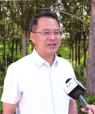 全力打造“两园两区”走好高质量发展新路——访兴和县委书记王会雨