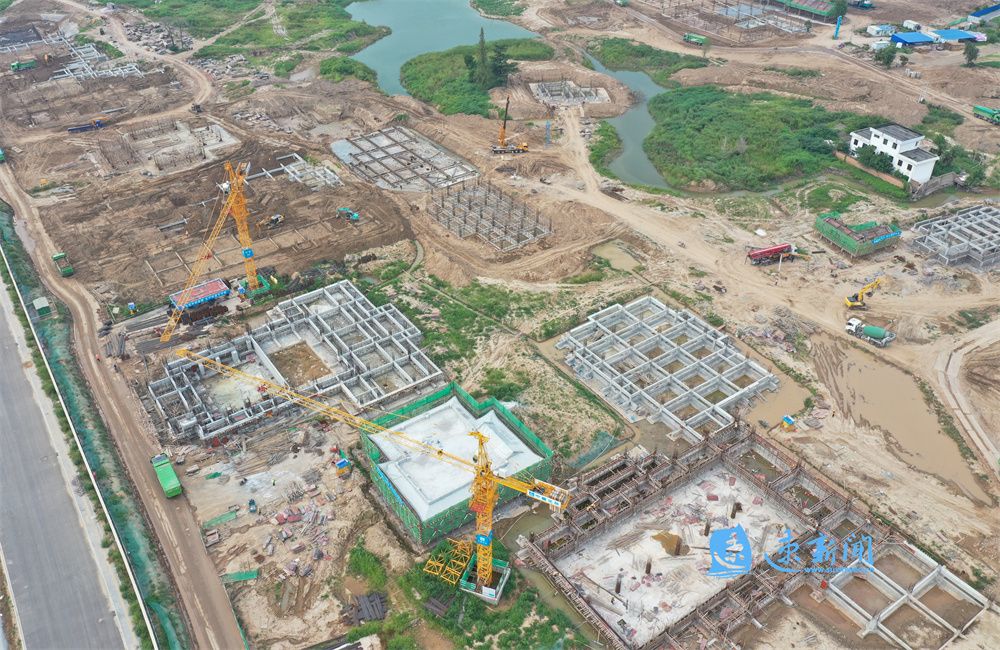 全力夺取疫情防控阻击战最终胜利,全力以赴打赢疫情防控和脱贫攻坚