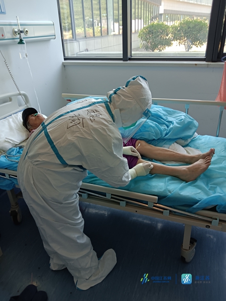 用心去调理每一个患者,用心治疗每个患者