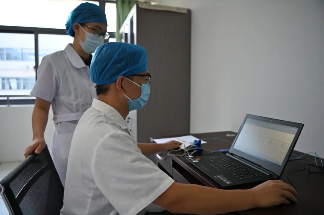 “医”路同行——致敬生命守护者