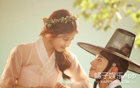 还记得《拥抱太阳的月亮》的小烟雨吗？逆袭太成功