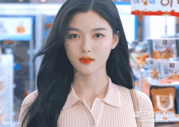 还记得《拥抱太阳的月亮》的小烟雨吗？逆袭太成功