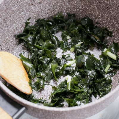 一周岁裙带菜虾丸汤,无油版裙带虾丸汤