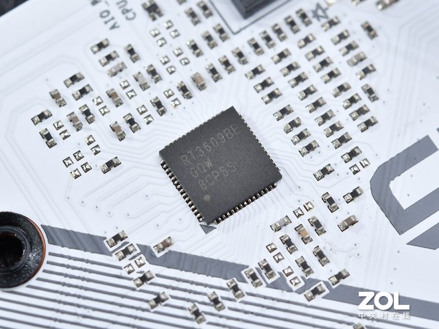 七彩虹cvnb760m主板亮红灯,七彩虹b660cvn主板评测