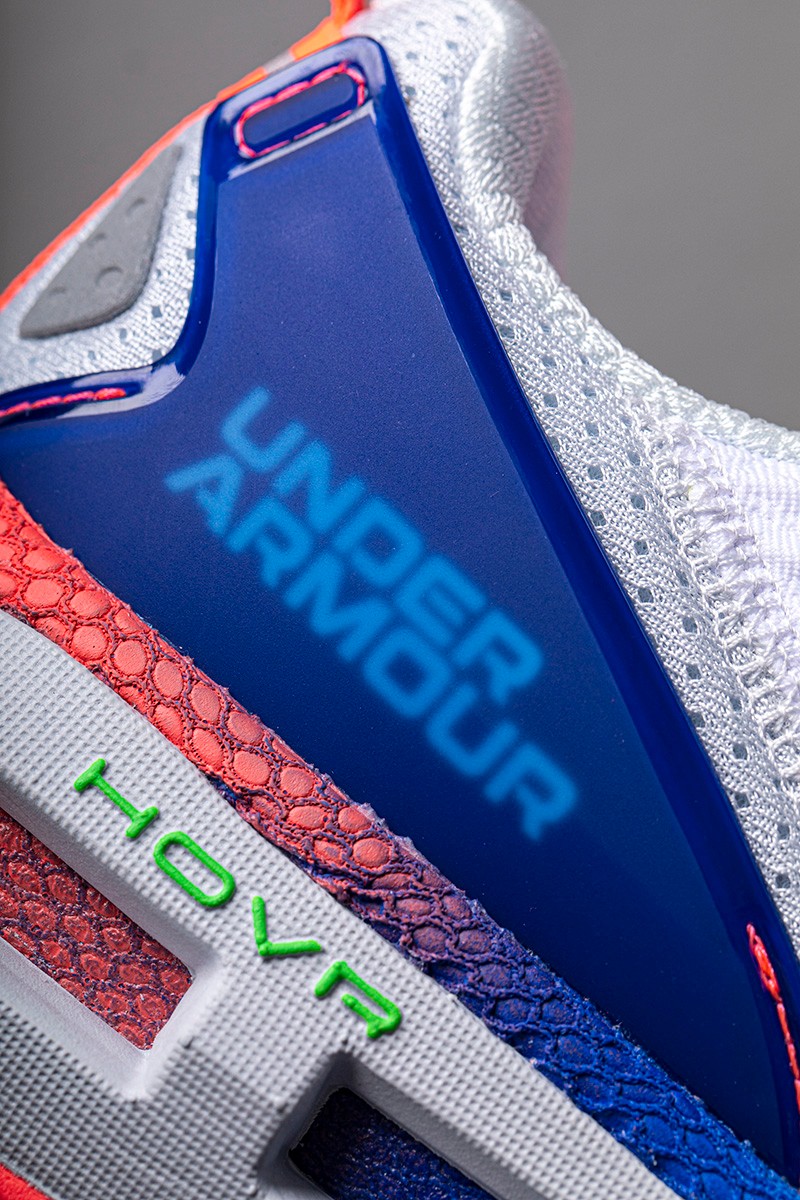 UA「仿生黑科技」曝光!这才叫「定制级」脚感