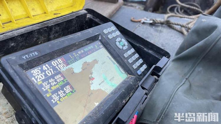 半岛聚焦丨从网捕到上码头仅1小时,最新鲜的“小船海鲜”怎么捕来的?