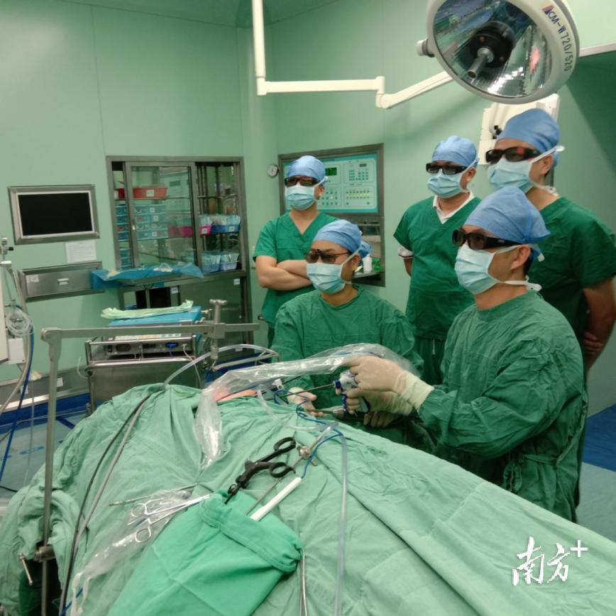 脖子甲状腺肿瘤怎么样做微创手术,无痕甲状腺手术