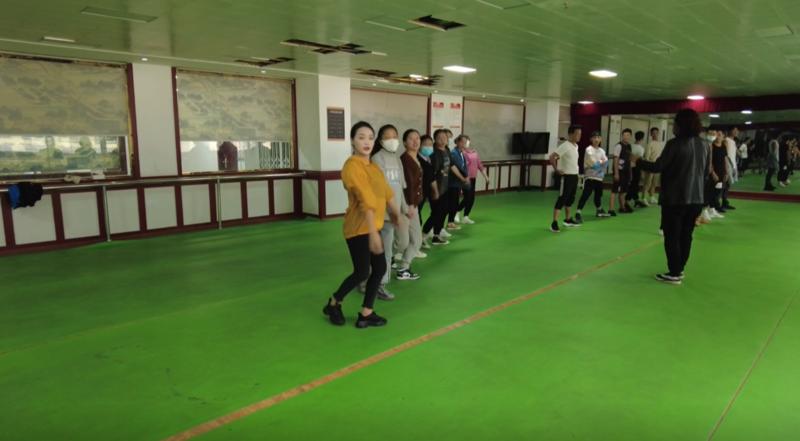 多媒体赴我县开展川南采访活动,中央媒体采访团赴我县采访报道