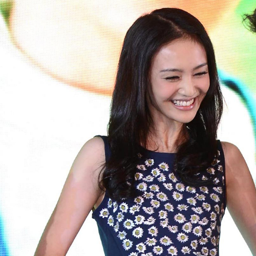 郑爽及其工作室账号被封艺人注销工作室不影响后续追责