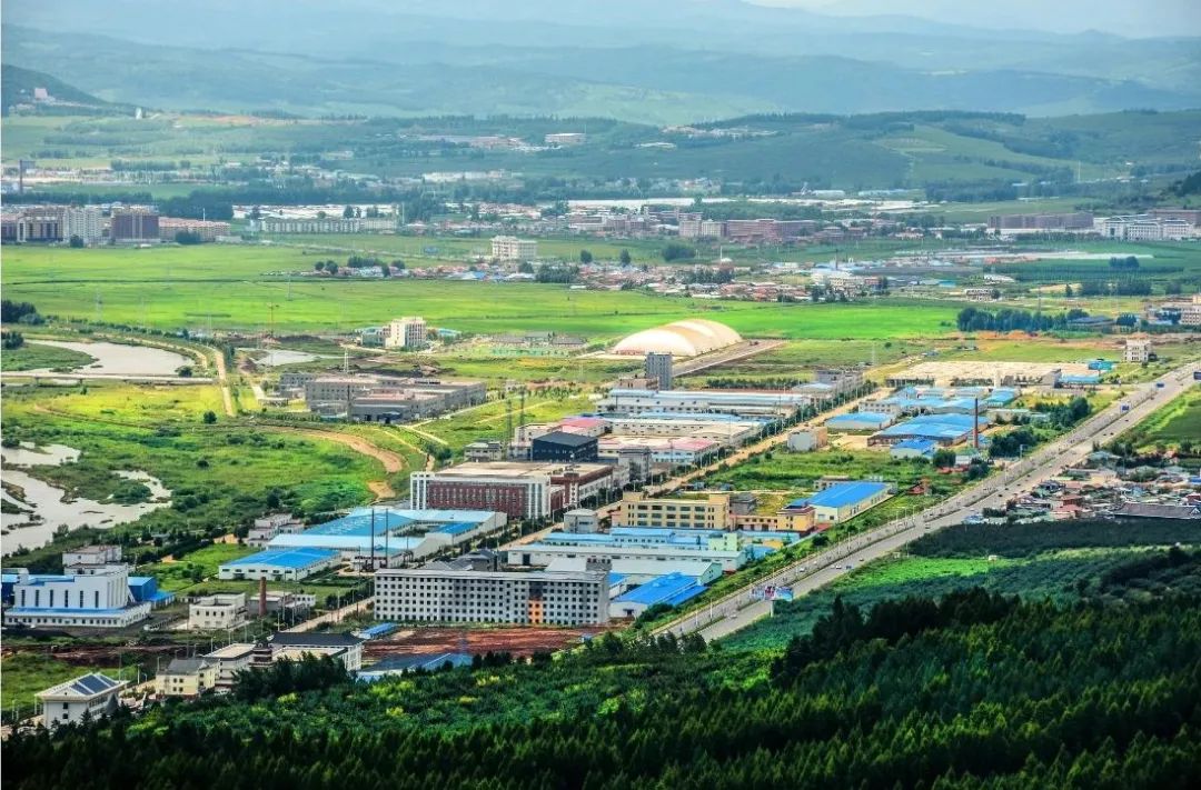 回眸奋进路开启新征程